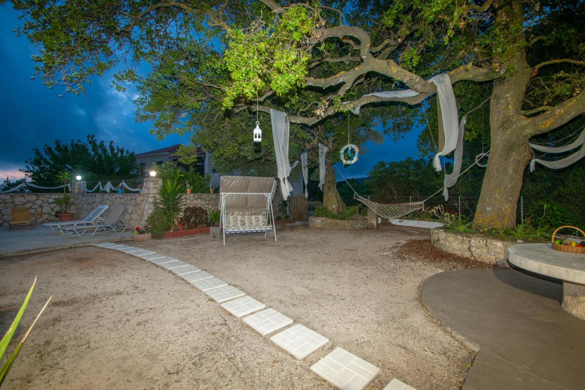 Holiday home Leandros Private House Near Shipwreck By 